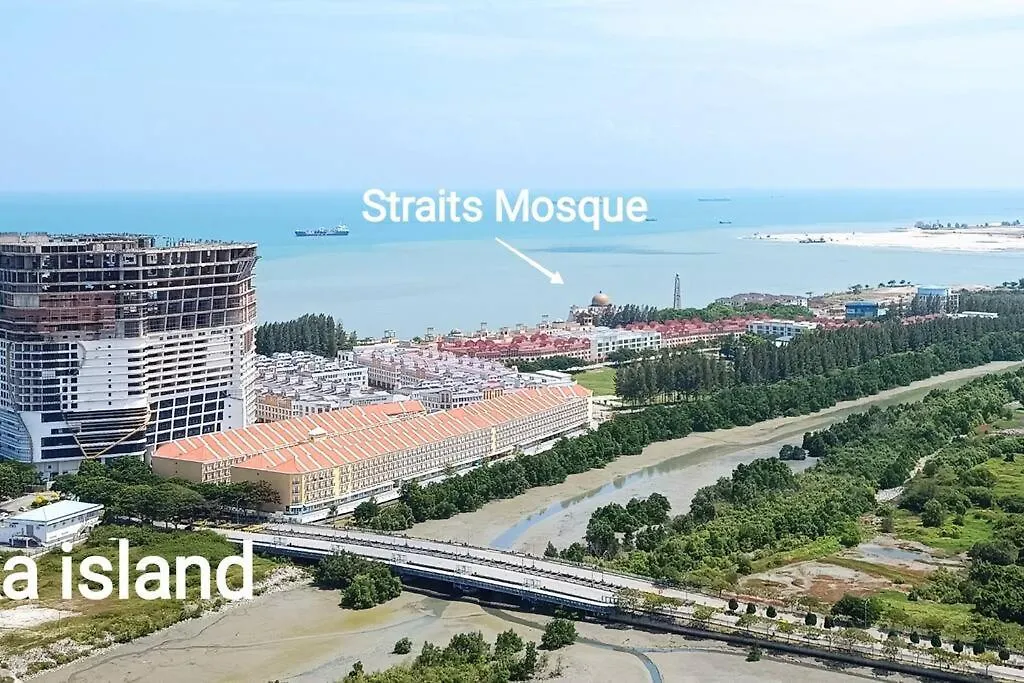 Emerald Prestige Suite Melakatown Seaview Cityview Free Parking Netflix Malaysia