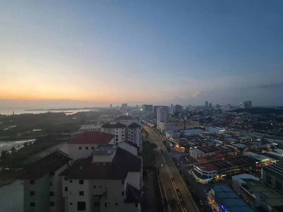 Apartment Emerald Prestige Suite Melakatown Seaview Cityview Free Parking Netflix
