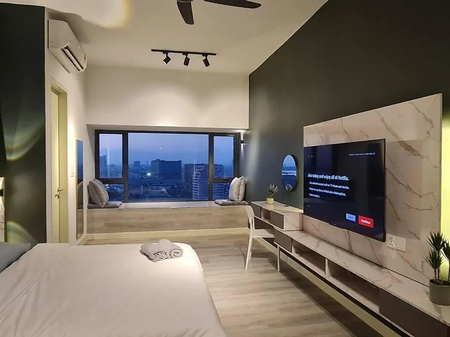 Apartment Emerald Prestige Suite Melakatown Seaview Cityview Free Parking Netflix