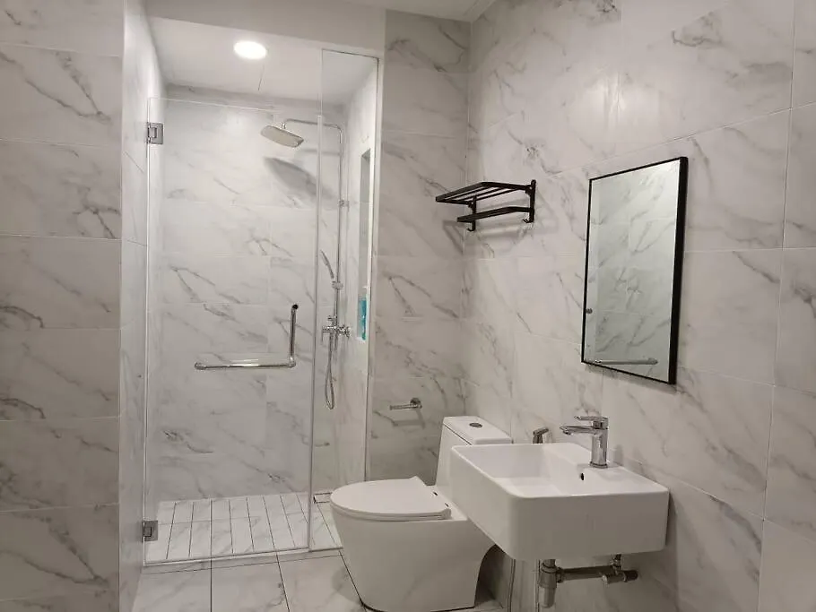 Apartment Emerald Prestige Suite Melakatown Seaview Cityview Free Parking Netflix